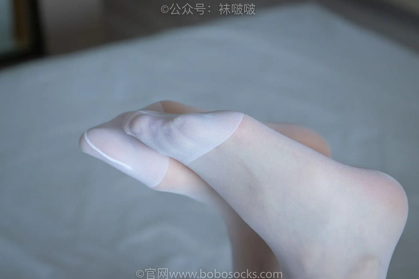 [BoBoSocks袜啵啵]NO.066 小甜豆-女仆装、高跟鞋、薄白丝 [134P]插图9